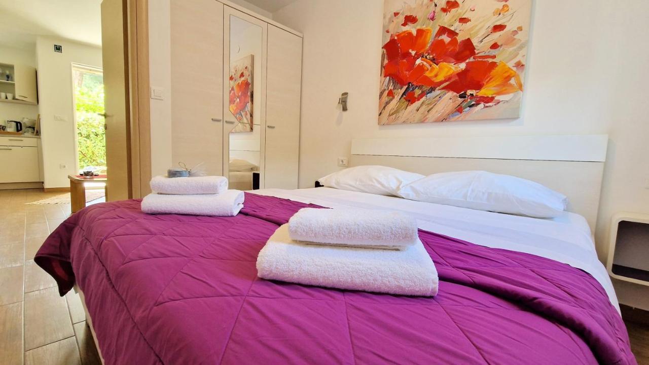 Apartment Pipo Кърк Екстериор снимка